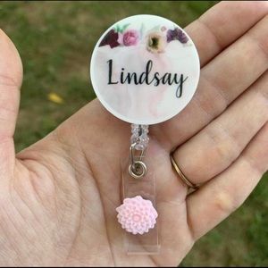Lindsay Name Badge Holder